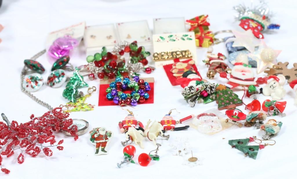 Huge Lot of Assorted FUN Vintage Christmas Jewelry Pins pendant earrings, bracelets, Some new (1 of 14)