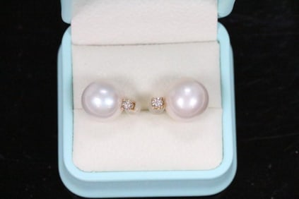 NEW 18 kt GOLD 15mm South Sea and Diamond Earrings
