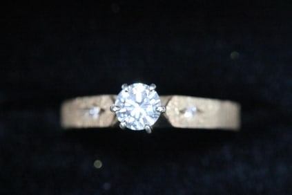 ESTATE Vintage Engagement 14KT Gold Mined 0.5 carat Diamond Solitaire Ring Sze 6.5