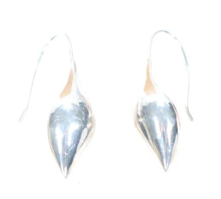NEW Michael Dawkins Solid Large Teardrop Sterling Silver Pierced Earrings in box.