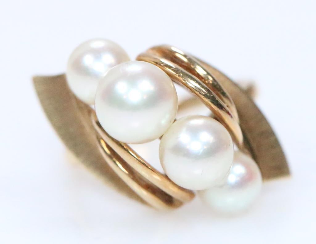 Authentic MIKIMOTO 4 Cultured Pearl Ring in 14KT gold in the Mikimoto Japan original box (1 of 11)
