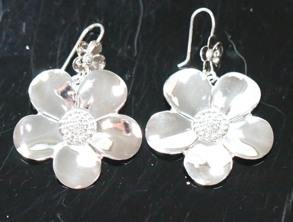 NEW Sterling Silver Earrings Flower Earrings (1 of 1)