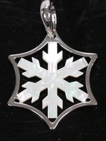 NEW Honora Sterling Silver and Mother of Pearl Pendant