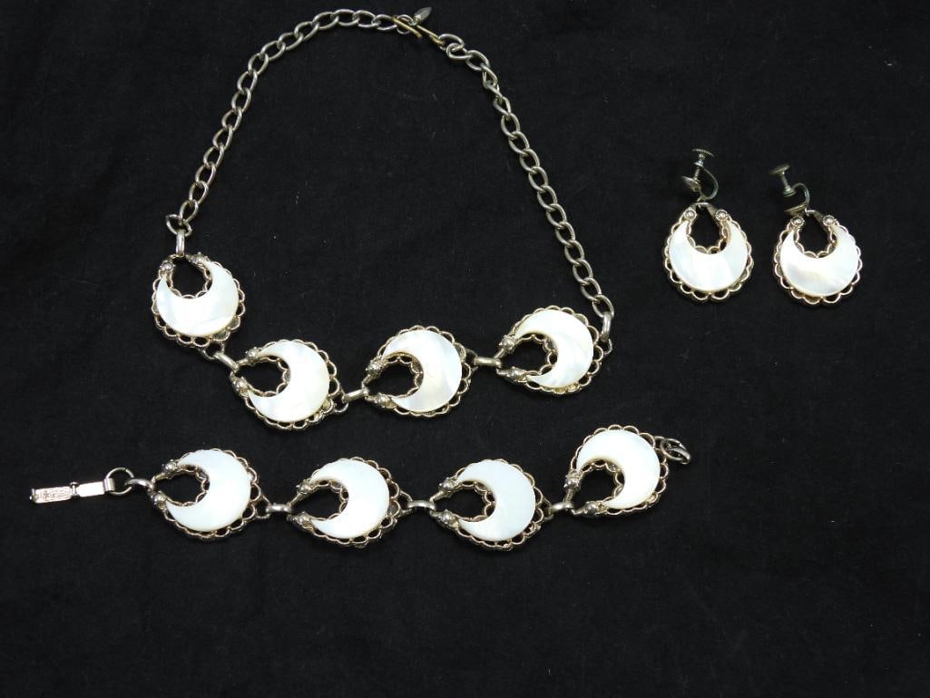 Vintage Jewelry Lot of Matching Set Necklace, Earrings, Bracelet Silvertone Mother of Pearl: Lovely matching set of necklace, bracelet and screw-back earrings all set with mother of pearl crescents on silver-toned metal