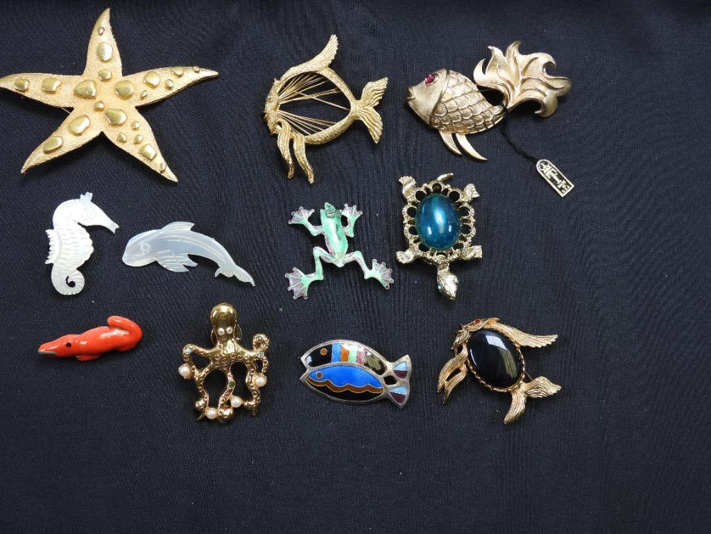 Vintage Jewelry Lot of 11 Brooches sea creatures, fish Jelly belly signed (1 of 7)