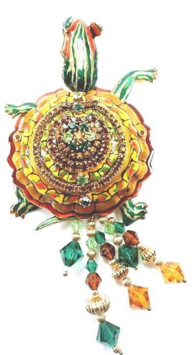 Lunch at The Ritz USA 22KT Gold Plated Turtle Brooch (1 of 3)
