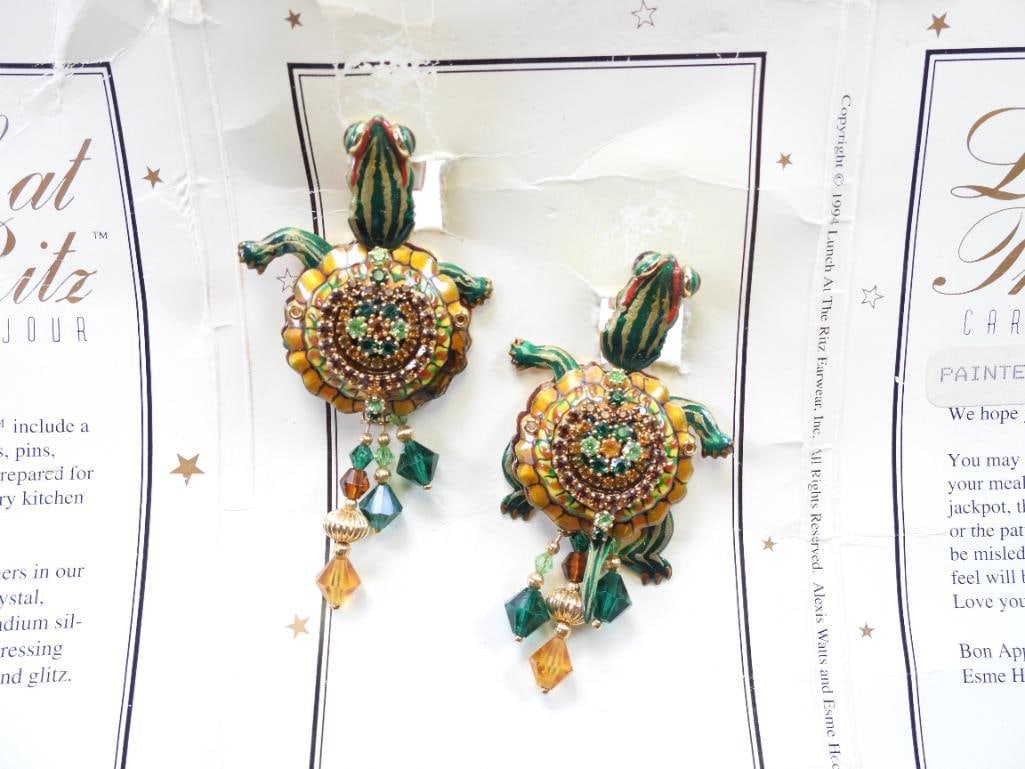 Lunch at The Ritz USA 22KT Gold Plated Turtle Earrings (1 of 5)