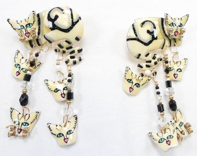 Lunch at The Ritz USA 22KT Gold Plated Cat Earrings (1 of 6)