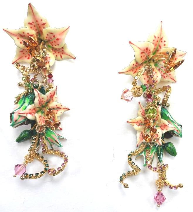 Lunch at The Ritz USA 22KT Gold Plated Lily Earrings (1 of 4)