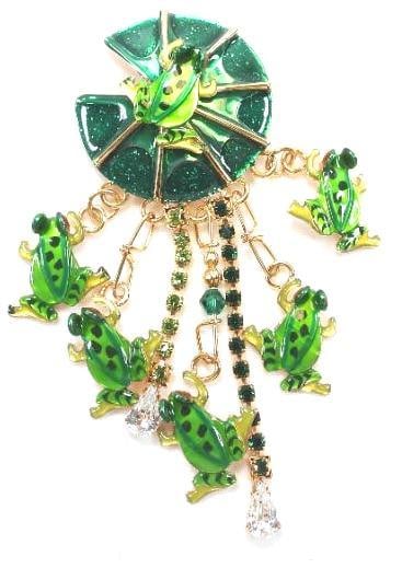 Lunch at The Ritz USA 22KT Gold Plated Frogs Pendant Brooch (1 of 4)
