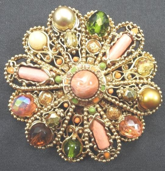 Joan Rivers Flower Brooch (1 of 3)