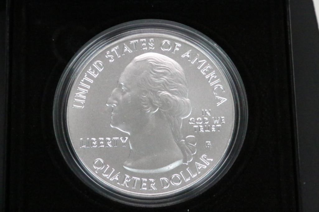 2010 P America the Beautiful Five Ounce Silver Uncirculated Coin Mount Hood (1 of 7)