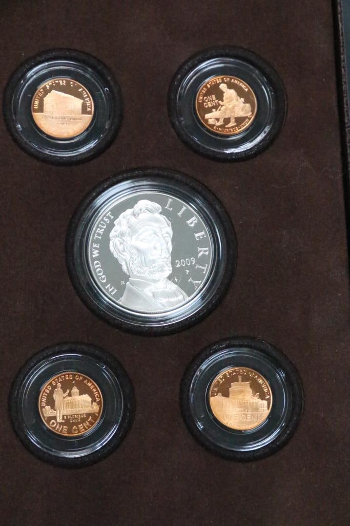 2009 US Mint Lincoln Coin & Chronicles Set includes Commemorative Silver Dollar (1 of 12)