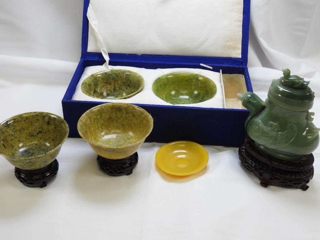 LOT of 4 Chinese Jade Bowls and a Duck-Form Jade Censer (1 of 5)