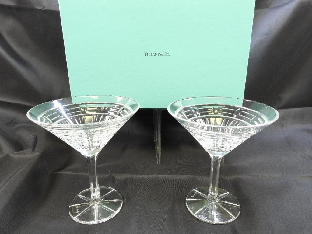 Pair of Crystal Martini Glasses by SIGNED BILL HEALY, BOXED (1 of 4)