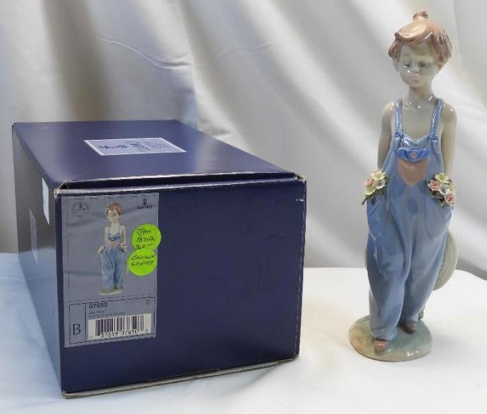 LLADRO Porcelain  Figurine, "Pocket Full of Wishes, SIGNED, NUMBERED, BOXED (1 of 5)