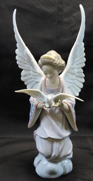 LLADRO Porcelain Figurine, "Angel of Peace", 1993, SIGNED, NUMBERED, BOXED (1 of 6)