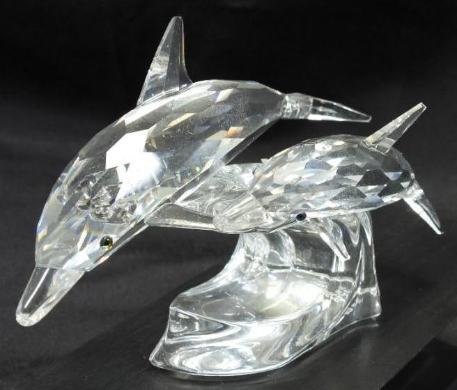 SWAROVSKI Austrian Crystal Annual Edition 1990 "lead Me" - The Dolphins, with box: A Swarovski fine Austrian Crystal 1990 annual edition "Lead Me" - The Dolphins figurine (4.75" long x 3" tall)