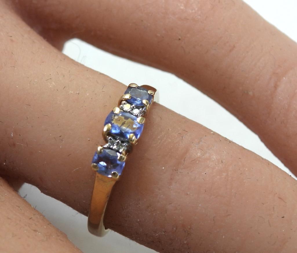 14kt yellow gold Tanzanite and diamond Ring Sz. 6.25. (1 of 3)