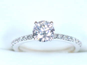 Brilliant Earth FLAWLESS 18kt White gold 1 carat Lab created Diamond Engagement ring