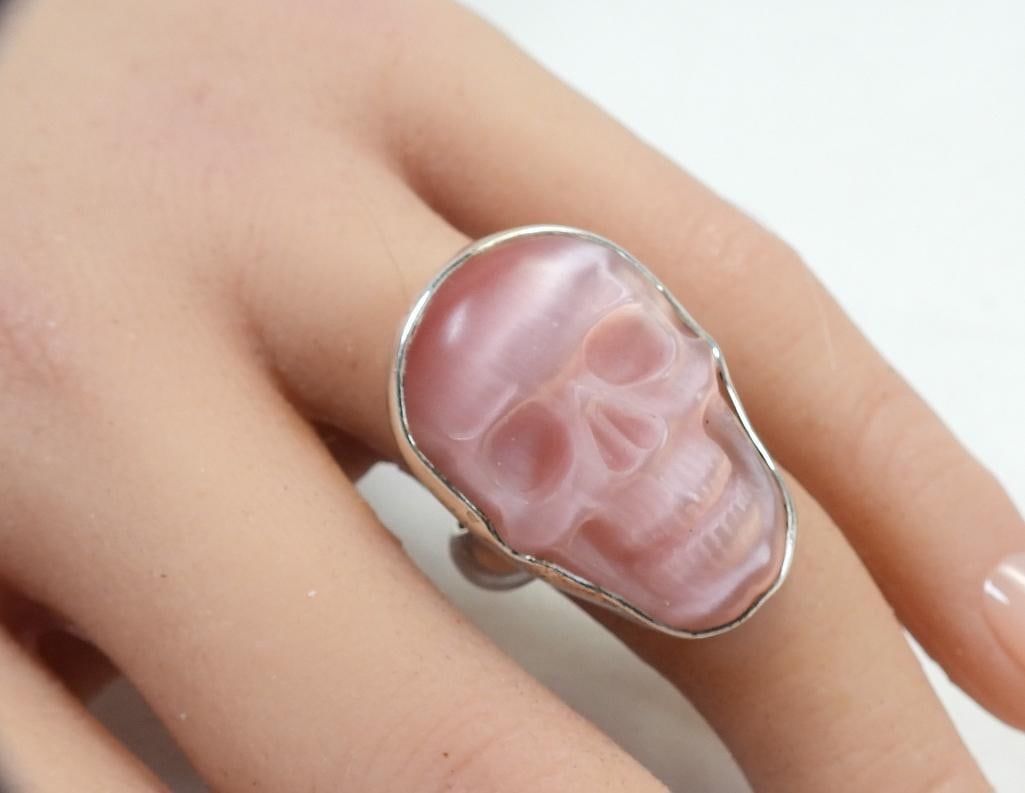 NEW CHARLES ALBERT Sterling Silver and Pink Stone Skull Ring (1 of 3)
