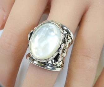 Sterling Silver and Mother of Pearl Ring