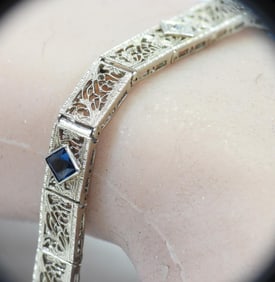 Antique Vintage14kt white gold diamond filigree gemstone panel bracelet 11.6 grams