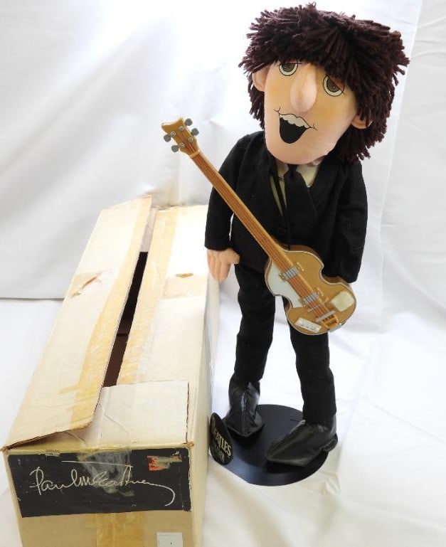 BEATLES FOREVER Paul McCartney APPLAUSE  Soft Sculpted Doll and Stand, 1987