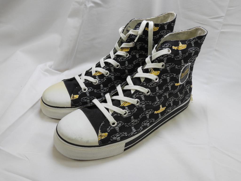 BEN SHERMAN 2004 Beatles Yellow Submarine Men's Canvas Sneakers, Never Worn: BEN SHERMAN 2004 Beatles Yellow Submarine men's size 12 lace up canvas ankle boot/sneakers, never worn