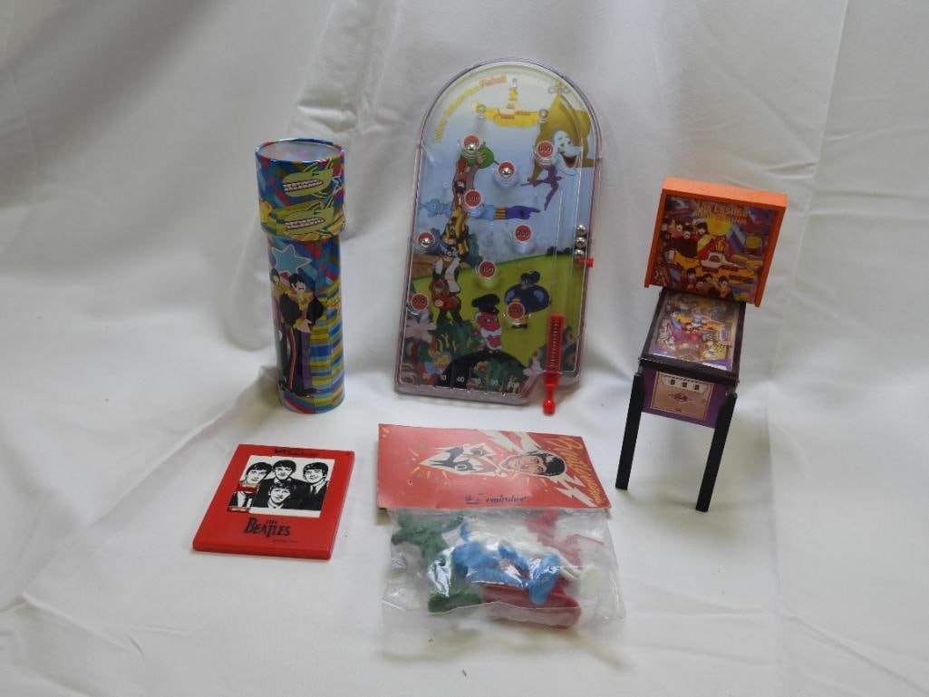 LOT OF 5 Vintage Beatles-Themed Toys (1 of 6)