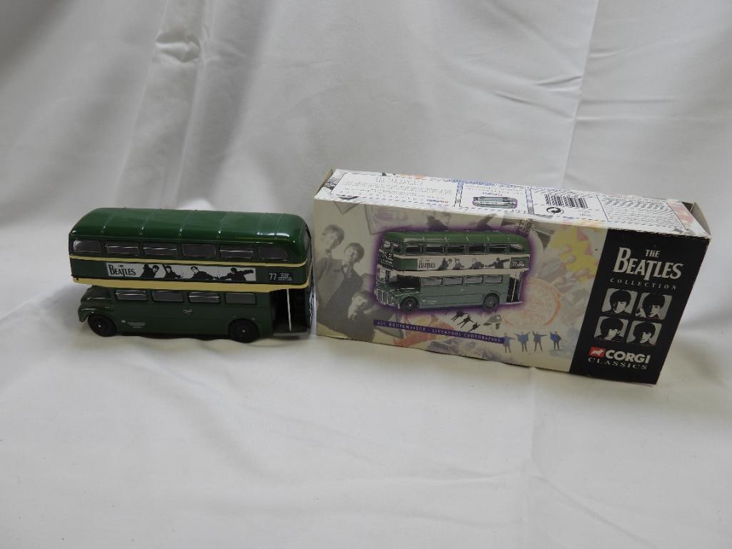 BEATLES Collection Corgi Classic Bus #77 To Penny Lane (1 of 4)