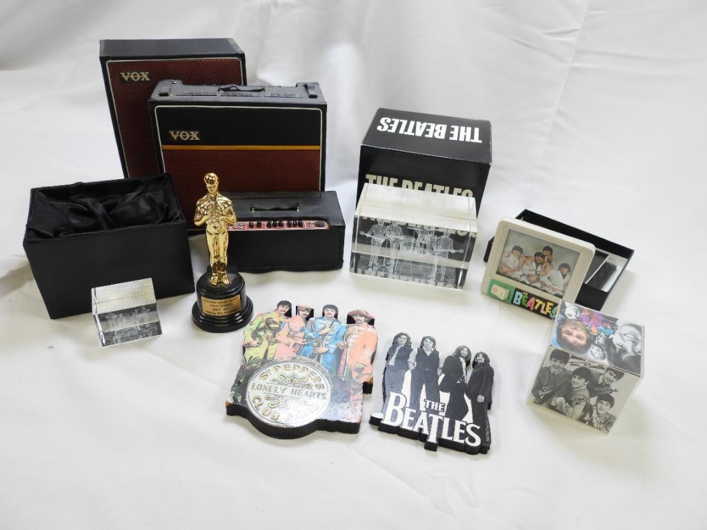 LOT OF 7 BEATLES Decorative Items Including Picture Cube, 2 Laser-cut Crystal Cubes, 2 Plaques (1 of 9)