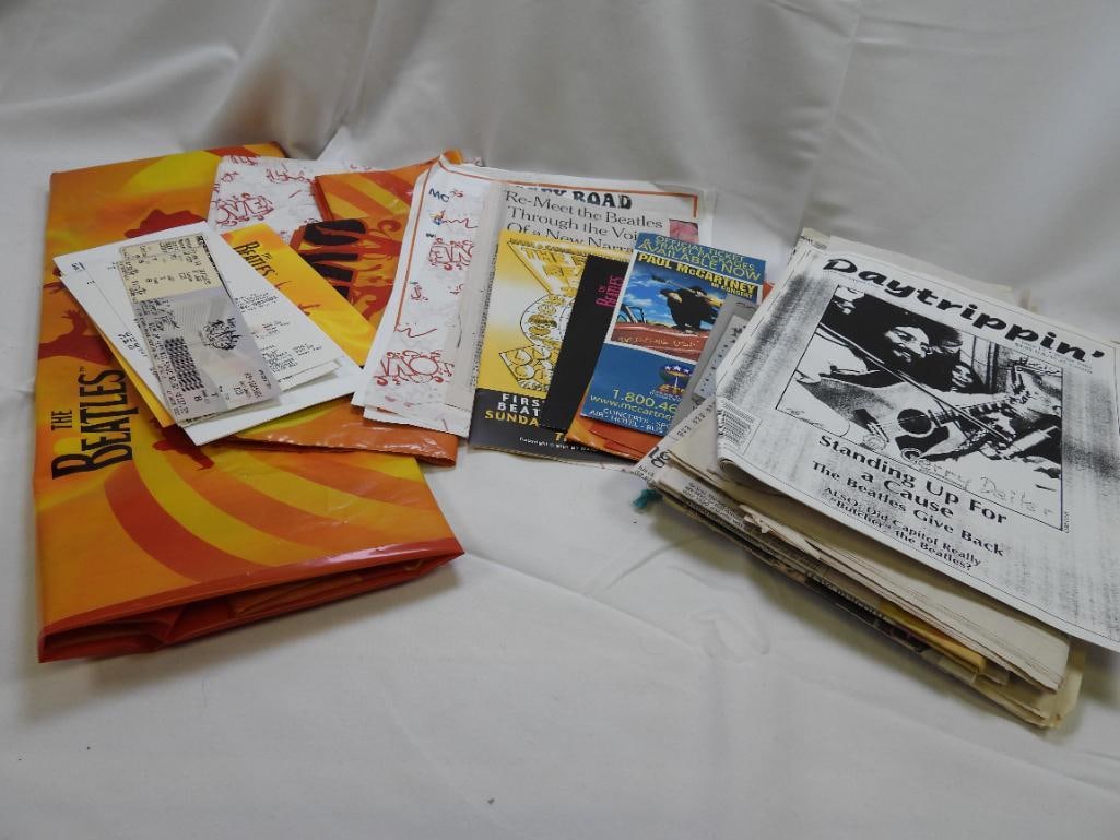 LOT OF BEATLES Paper Ephemera, Bags, Show Tickets, Newspaper Clippings (1 of 4)