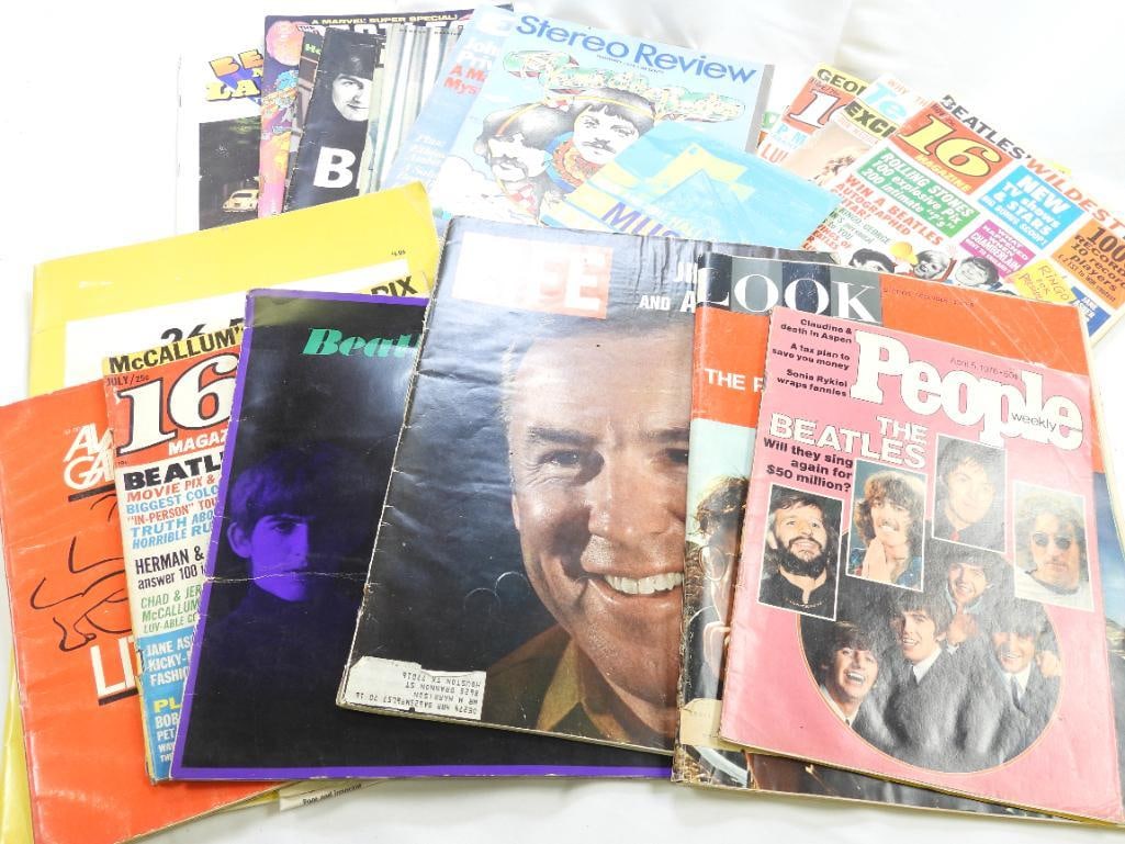 LOT OF VINTAGE Publications and Beatles Paper Ephemera: Lot includes 16 Magazine (July 1965), People (April 1976), LOOK (December 1966), LIFE (April 1970), John Lennon's Erotic Photographs in AVANT GUARD, National Lampoon (October 1977), Esquire (November 