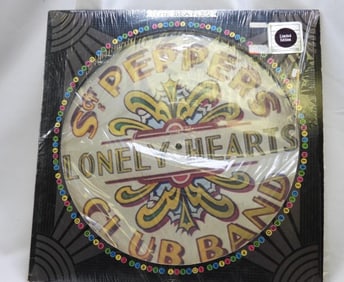 THE BEATLES picture Album "Sgt Peppers Lonely Hearts Club Band", released by Capitol Records in 1978