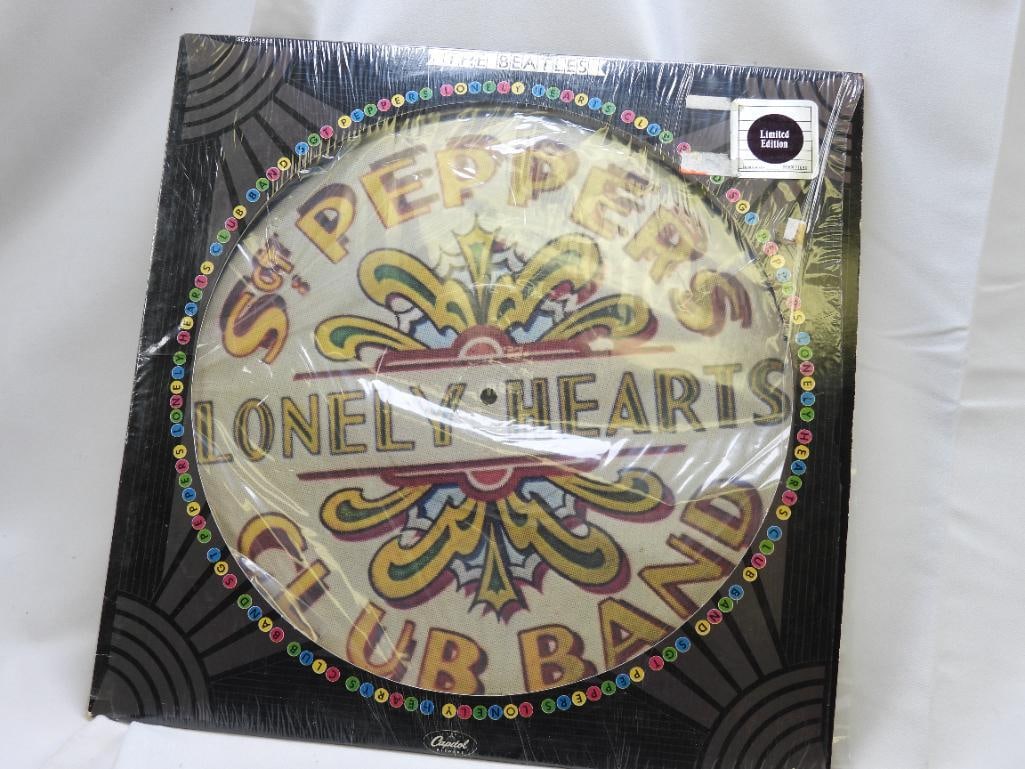 THE BEATLES picture Album "Sgt Peppers Lonely Hearts Club Band", released by Capitol Records in 1978 (1 of 8)