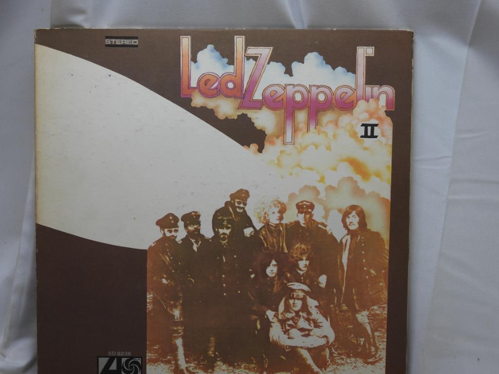 LED ZEPPELIN Studio LP Album "Led Zeppelin II", USED (1 of 4)