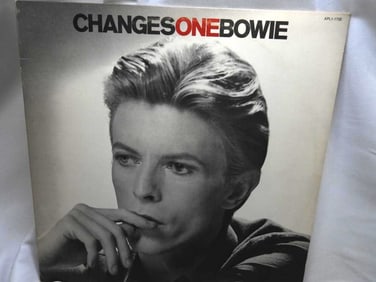 DAVID BOWIE LP Album, "Changesonebowie", USED