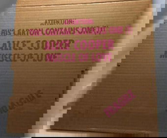 RARE ALICE COOPER LP Album, "Muscle of Love", USED
