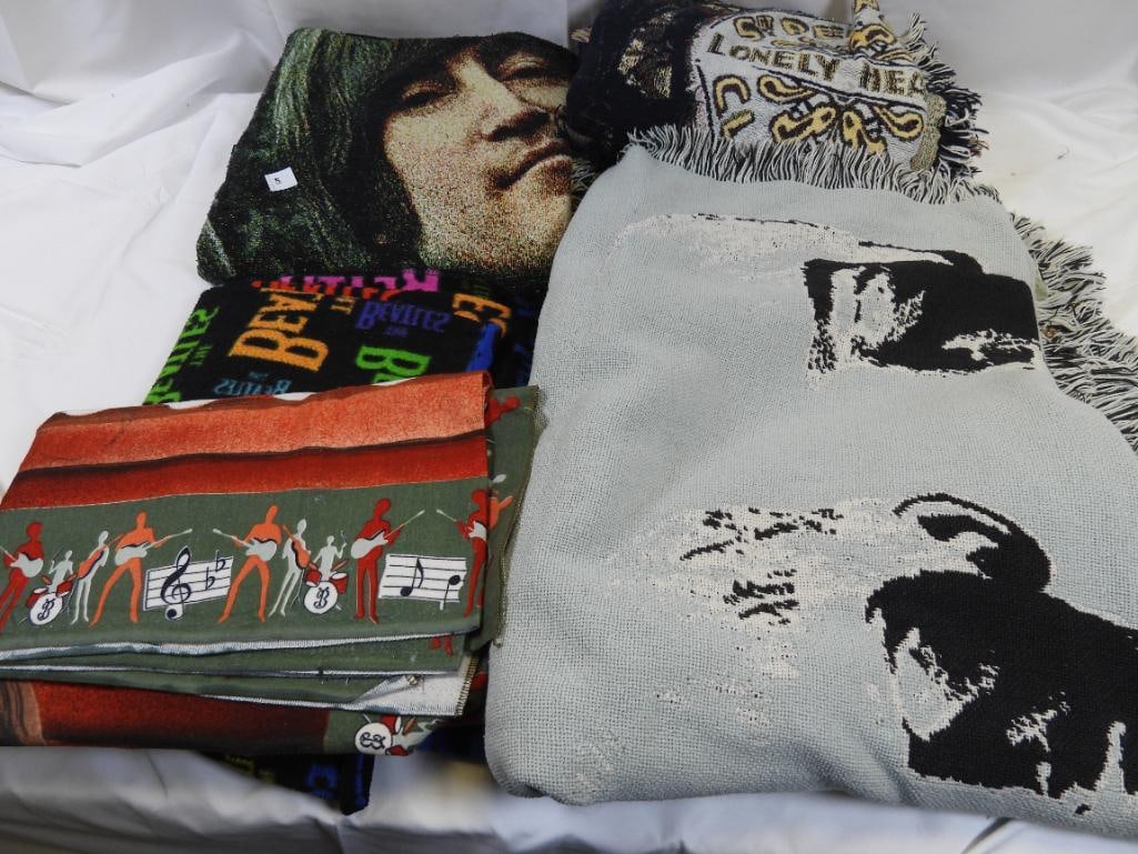 LOT OF 5 Beatles Decorative Throws (1 of 6)