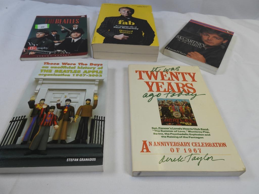 BEATLES LOT OF 5 used paperback books (1 of 5)