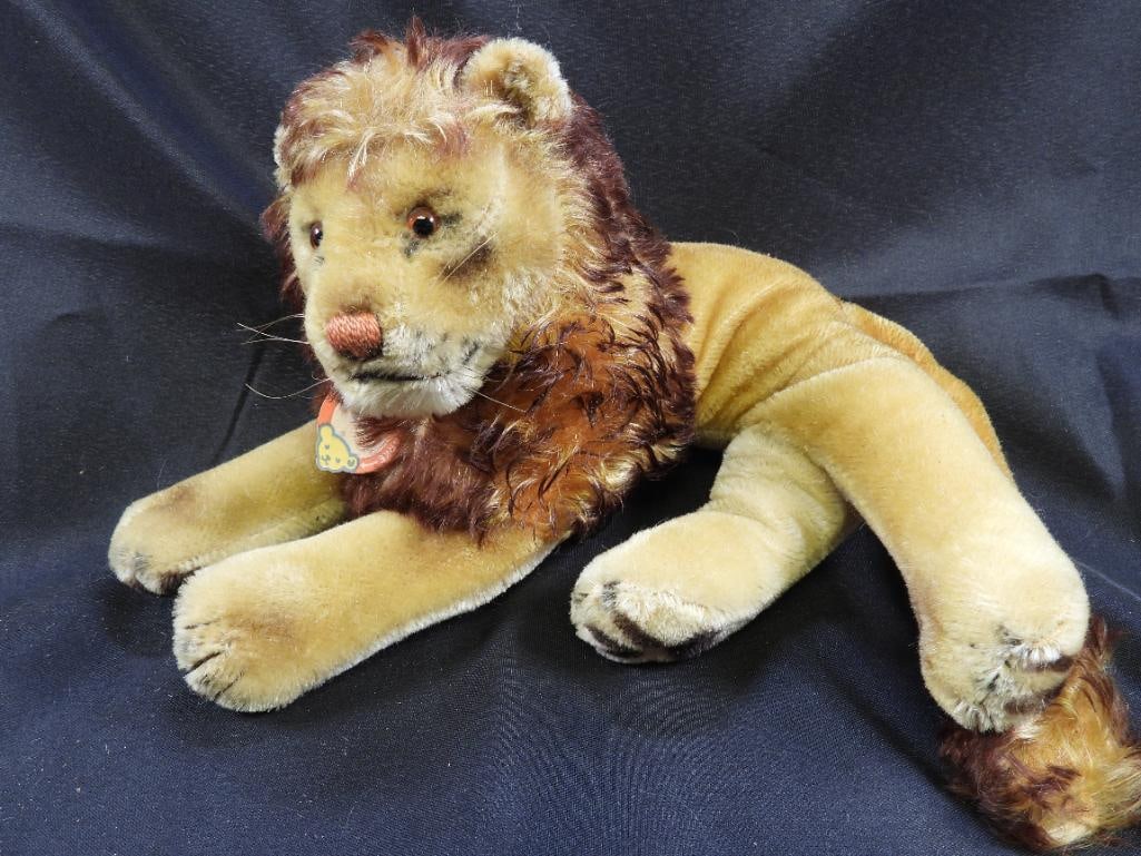 Vintage STEIFF lion (1 of 5)