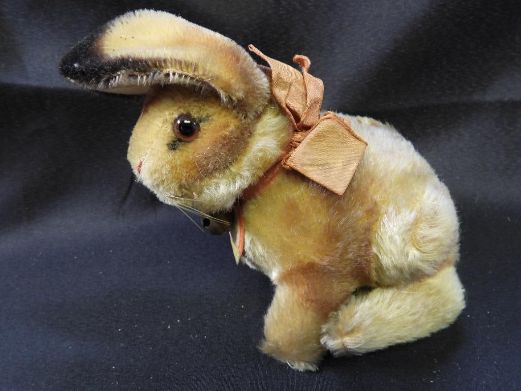 Vintage STEIFF 9" rabbit (1 of 5)