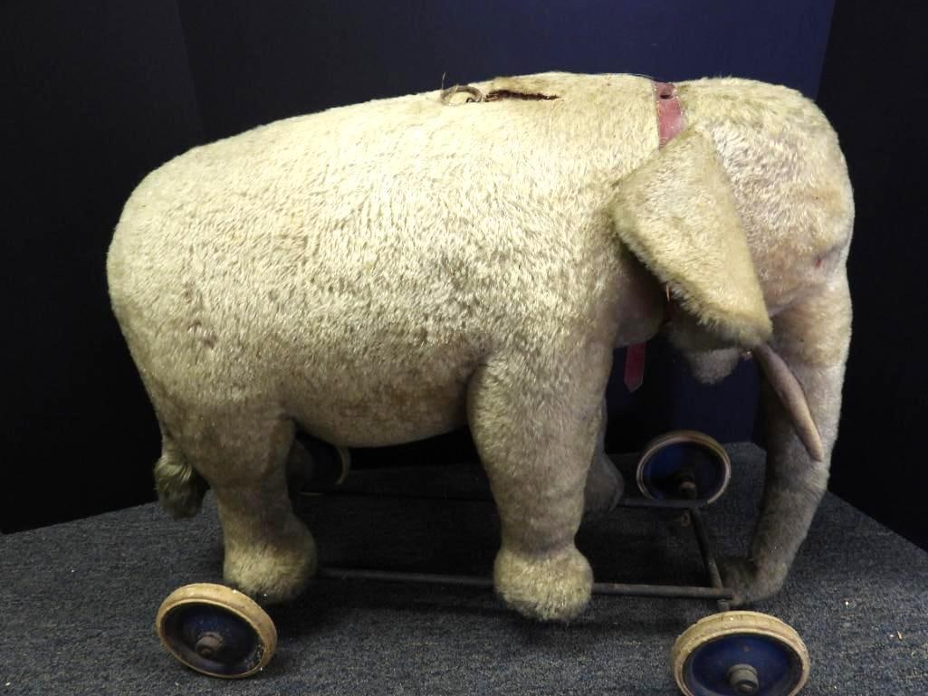 Vintage large 17" tall elephant on wheels (1 of 6)