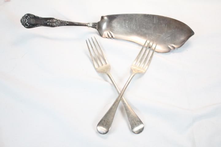Antique Tiffany & company silver Fish spoon & 2 forks 269 grams (1 of 6)
