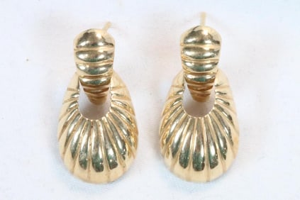 14kt gold drop shell design pierced earrings