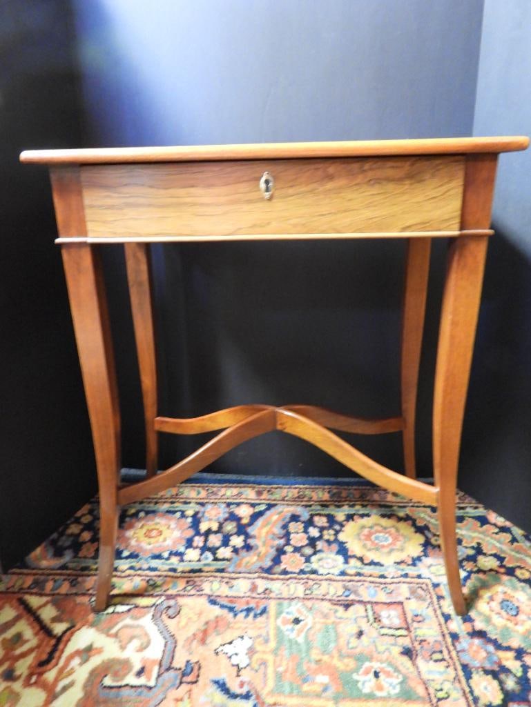 Vintage wood side/entry table with drawer (1 of 12)