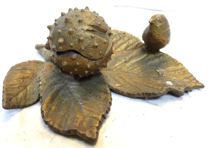 Rare antique gilt cast iron tobacco leaf base with walnut inkwell: Rare antique gilt cast metal tobacco leaf base with walnut hinged inkwell, approx. 7" wide