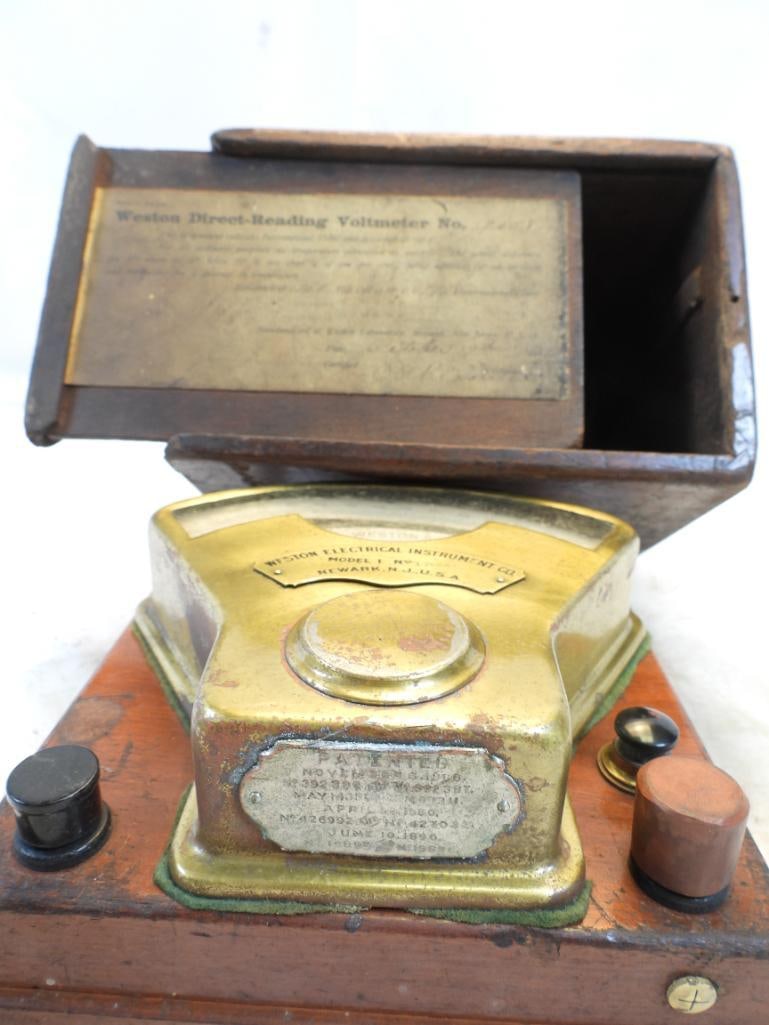 Antique Weston Direct Reading Milli-Voltmeter in box (1 of 8)