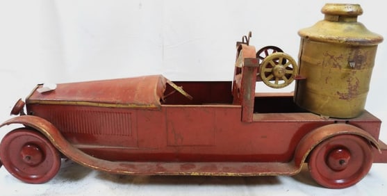 Antique Turner Toys PRESSED STEEL red fire truck